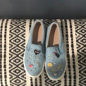 Children place sneakers size 2 brand new